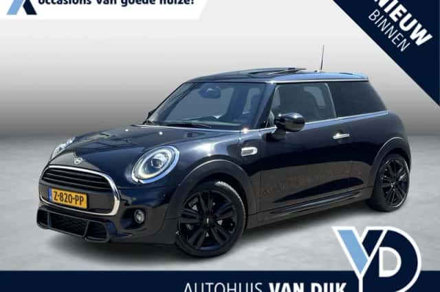 MINI One (2021) thumbnail 1