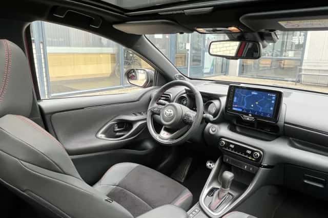 Toyota Yaris (2023) thumbnail 4