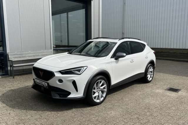 CUPRA Formentor (2023) thumbnail 2