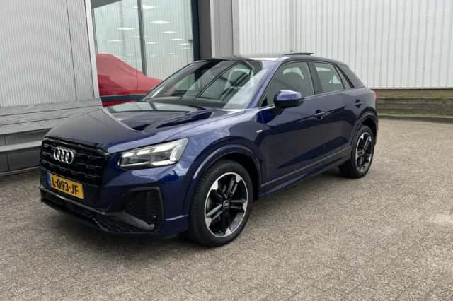 Audi Q2 (2021) thumbnail 3