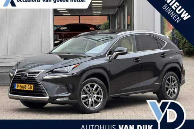 Lexus NX (2018) thumbnail 1