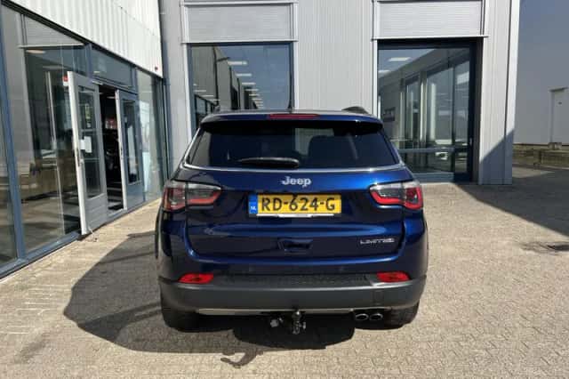Jeep Compass (2017) thumbnail 5
