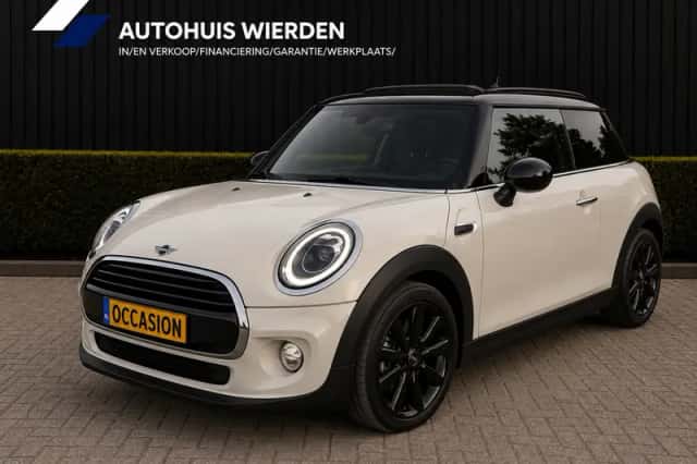 MINI Cooper (2017) thumbnail 1