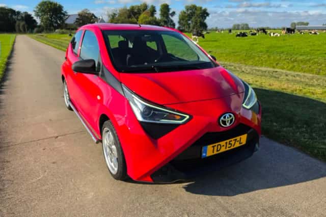 Toyota Aygo (2018) thumbnail 1