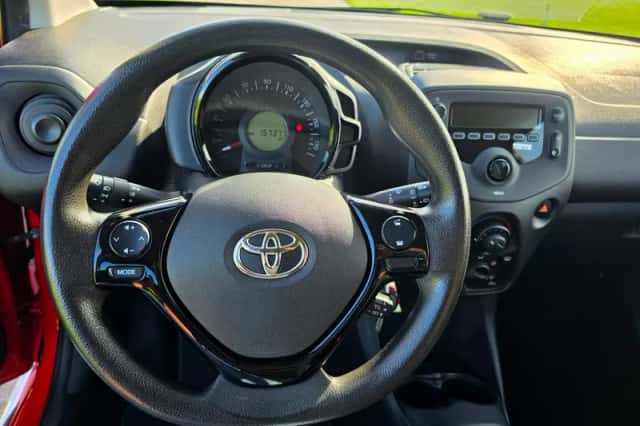Toyota Aygo (2018) thumbnail 5