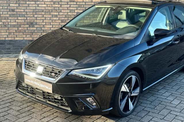 SEAT Ibiza (2019) thumbnail 2