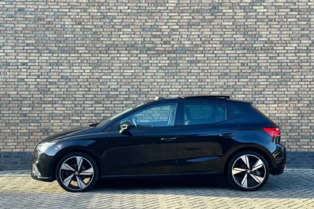 SEAT Ibiza (2019) thumbnail 3