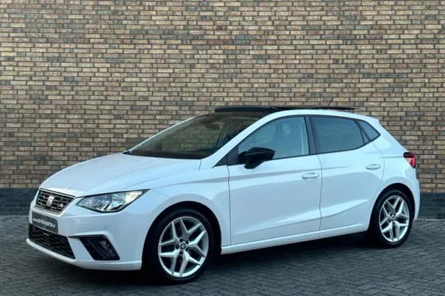 SEAT Ibiza (2017) thumbnail 1
