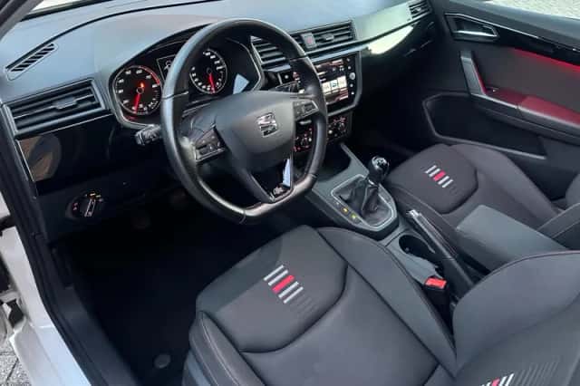 SEAT Ibiza (2017) thumbnail 6