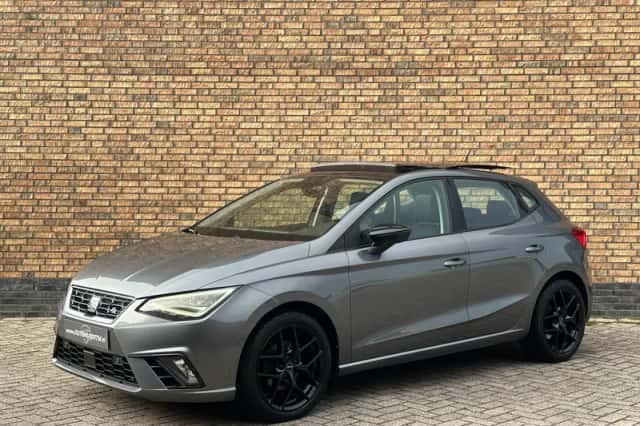 SEAT Ibiza (2017) thumbnail 1