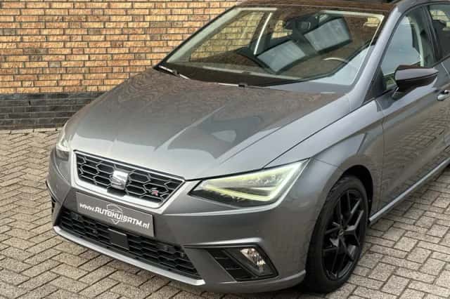 SEAT Ibiza (2017) thumbnail 2