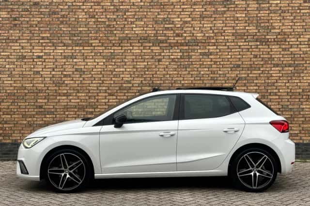SEAT Ibiza (2019) thumbnail 2