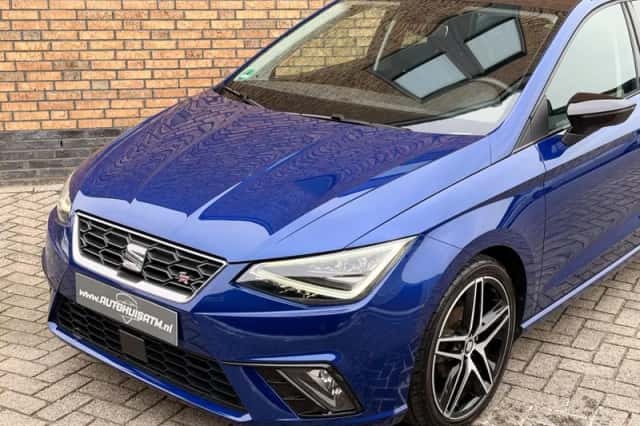 SEAT Ibiza (2017) thumbnail 2