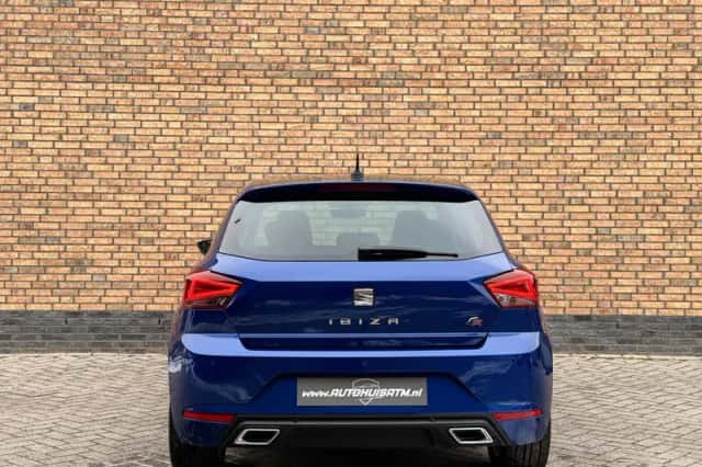 SEAT Ibiza (2017) thumbnail 5