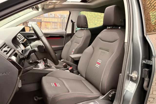 SEAT Ibiza (2018) thumbnail 6