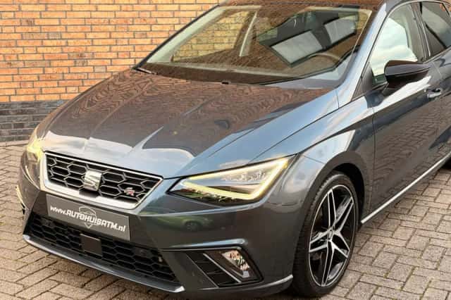 SEAT Ibiza (2019) thumbnail 2