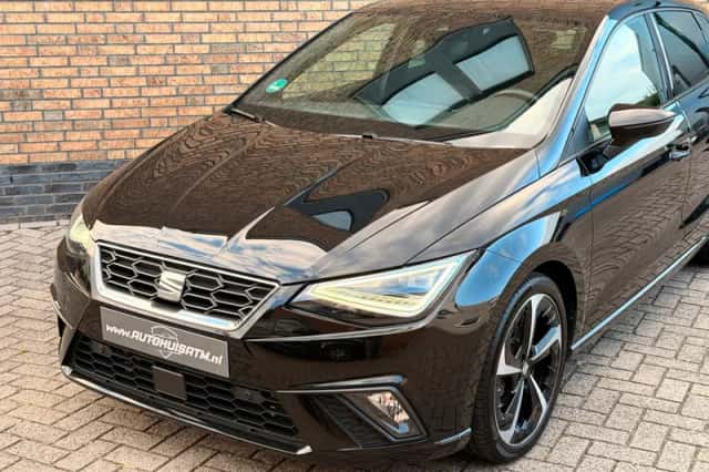 SEAT Ibiza (2022) thumbnail 2