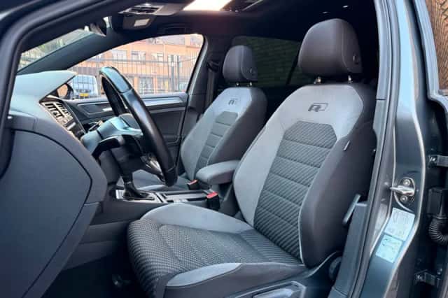 Volkswagen Golf (2019) thumbnail 6