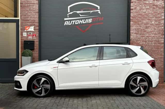 Volkswagen Polo (2018) thumbnail 3