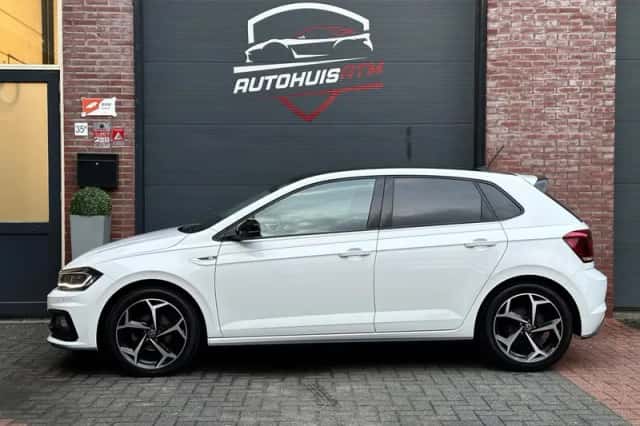 Volkswagen Polo (2021) thumbnail 3