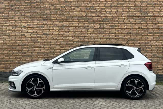 Volkswagen Polo (2018) thumbnail 3