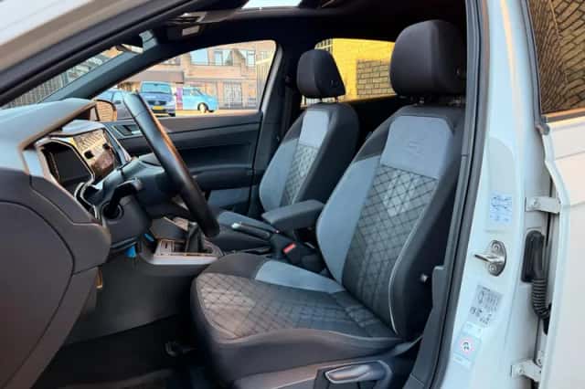 Volkswagen Polo (2022) thumbnail 6