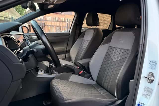 Volkswagen Taigo (2023) thumbnail 6
