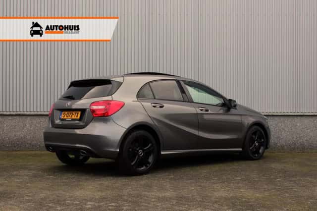 Mercedes-Benz A-Klasse (2013) thumbnail 2