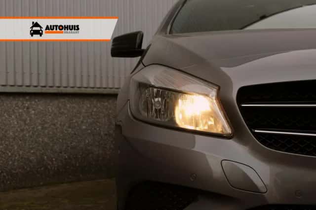 Mercedes-Benz A-Klasse (2013) thumbnail 3