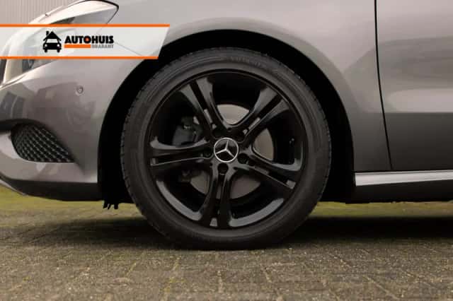 Mercedes-Benz A-Klasse (2013) thumbnail 6