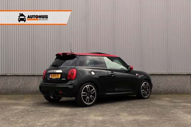 MINI John Cooper Works (2015) thumbnail 2