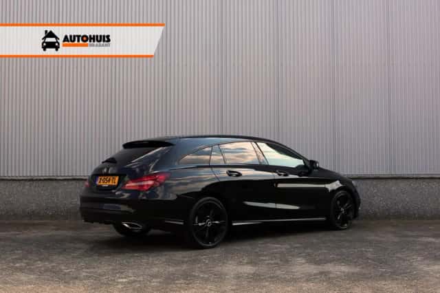 Mercedes-Benz CLA-Klasse (2016) thumbnail 2