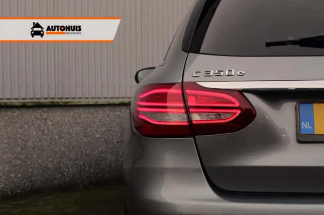 Mercedes-Benz C-Klasse (2015) thumbnail 4