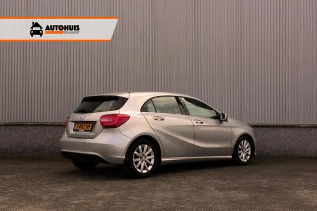 Mercedes-Benz A-Klasse (2013) thumbnail 2