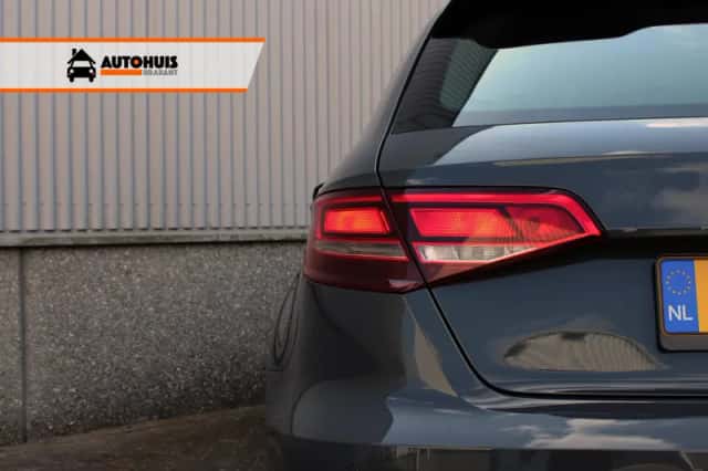 Audi A3 (2018) thumbnail 4
