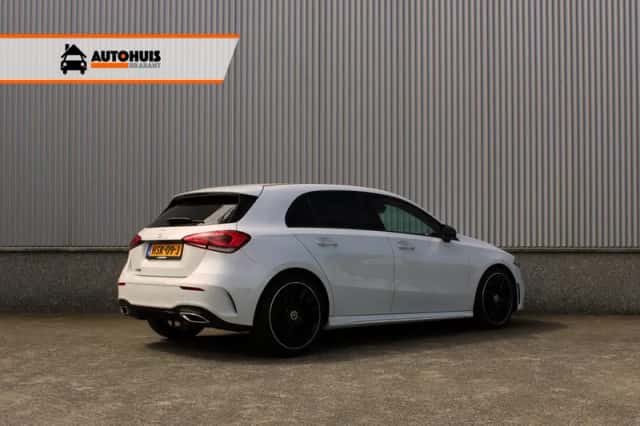 Mercedes-Benz A-Klasse (2018) thumbnail 2
