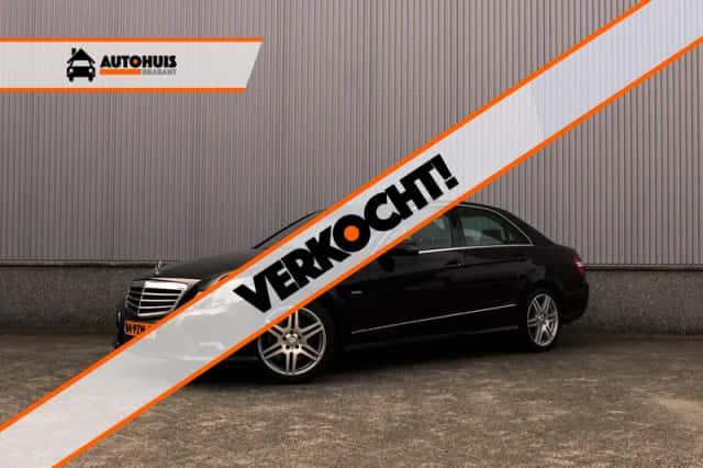 Mercedes-Benz E-Klasse (2009) thumbnail 1