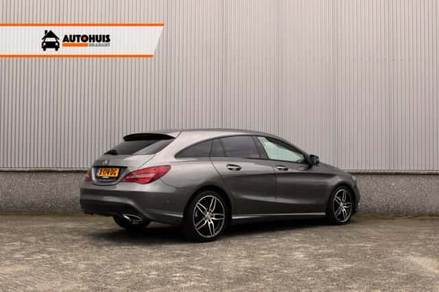 Mercedes-Benz CLA-Klasse (2017) thumbnail 2
