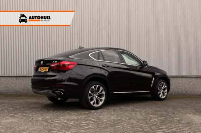 BMW X6 (2015) thumbnail 2