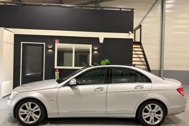 Mercedes-Benz C-Klasse (2008) thumbnail 3