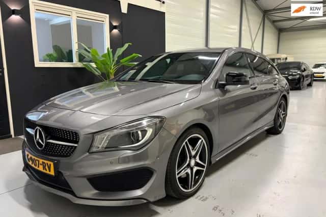 Mercedes-Benz CLA-Klasse (2015) thumbnail 1