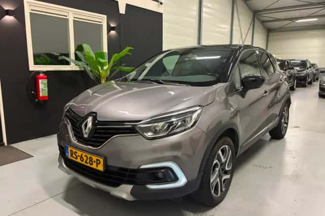 Renault Captur (2017) thumbnail 3