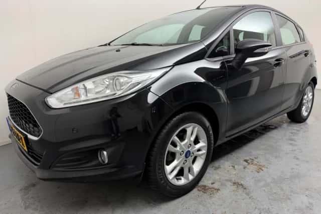 Ford Fiesta (2016) thumbnail 1