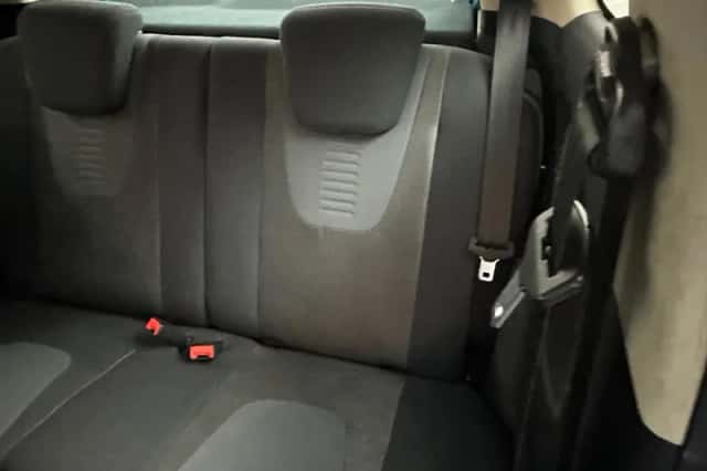 Ford Ka (2010) thumbnail 6
