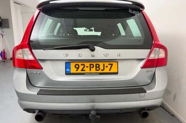 Volvo V70 (2011) thumbnail 4
