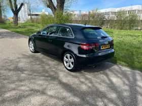 Audi A3 (2014) thumbnail 4
