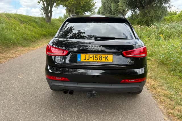 Audi Q3 (2013) thumbnail 5