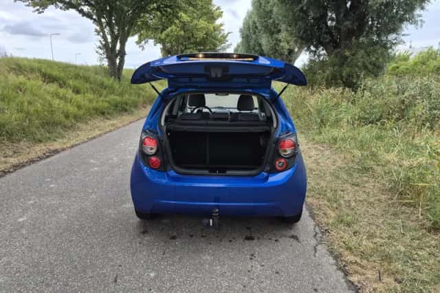 Chevrolet Aveo (2012) thumbnail 6