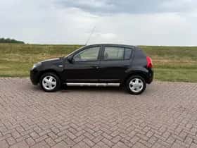 Dacia Sandero thumbnail 2