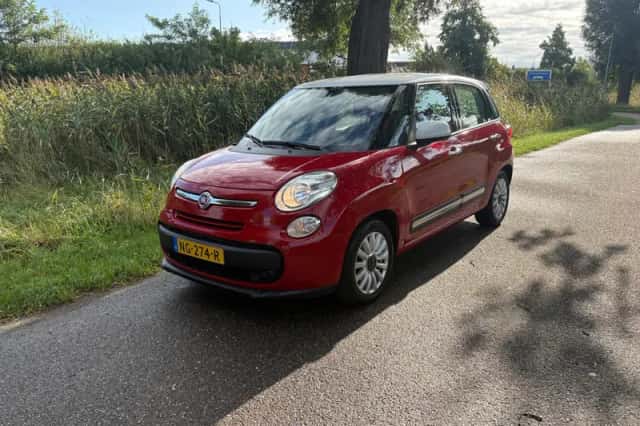 Fiat 500L (2017) thumbnail 1
